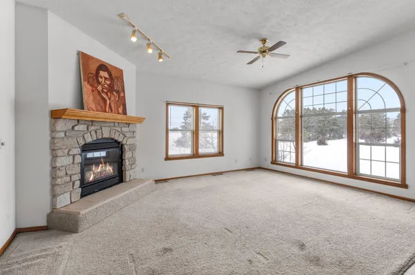 $440,000 | 39052 Mica Avenue, North Branch, MN 55056