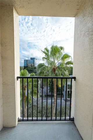$2,700 | 520 Southeast 5th Avenue, Unit 1410, Fort Lauderdale, FL 33301