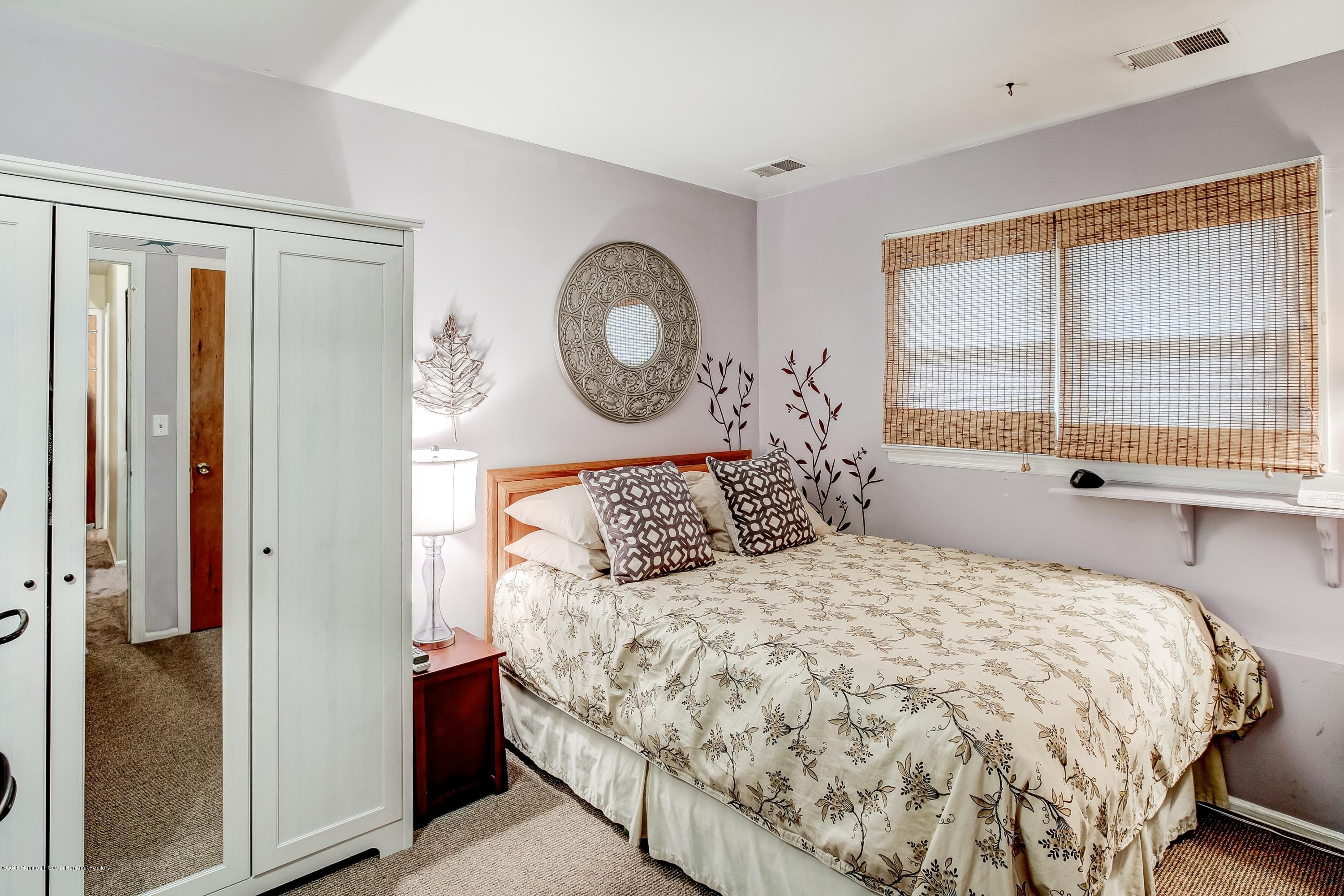 7 Hendrickson Place Fair Haven, NJ 07704 - Photo 14 of 26 BEDROOM