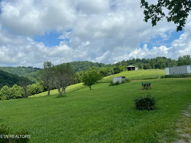 $365,000 | 468 Spears Drive, Pennington Gap, VA 24277