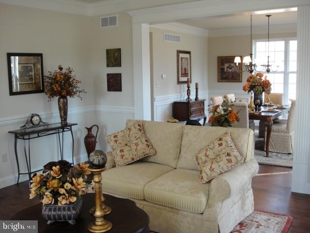 2635 Eagle Lane Hellertown, PA 18055 - Photo 7 of 22 Gallery Image 7