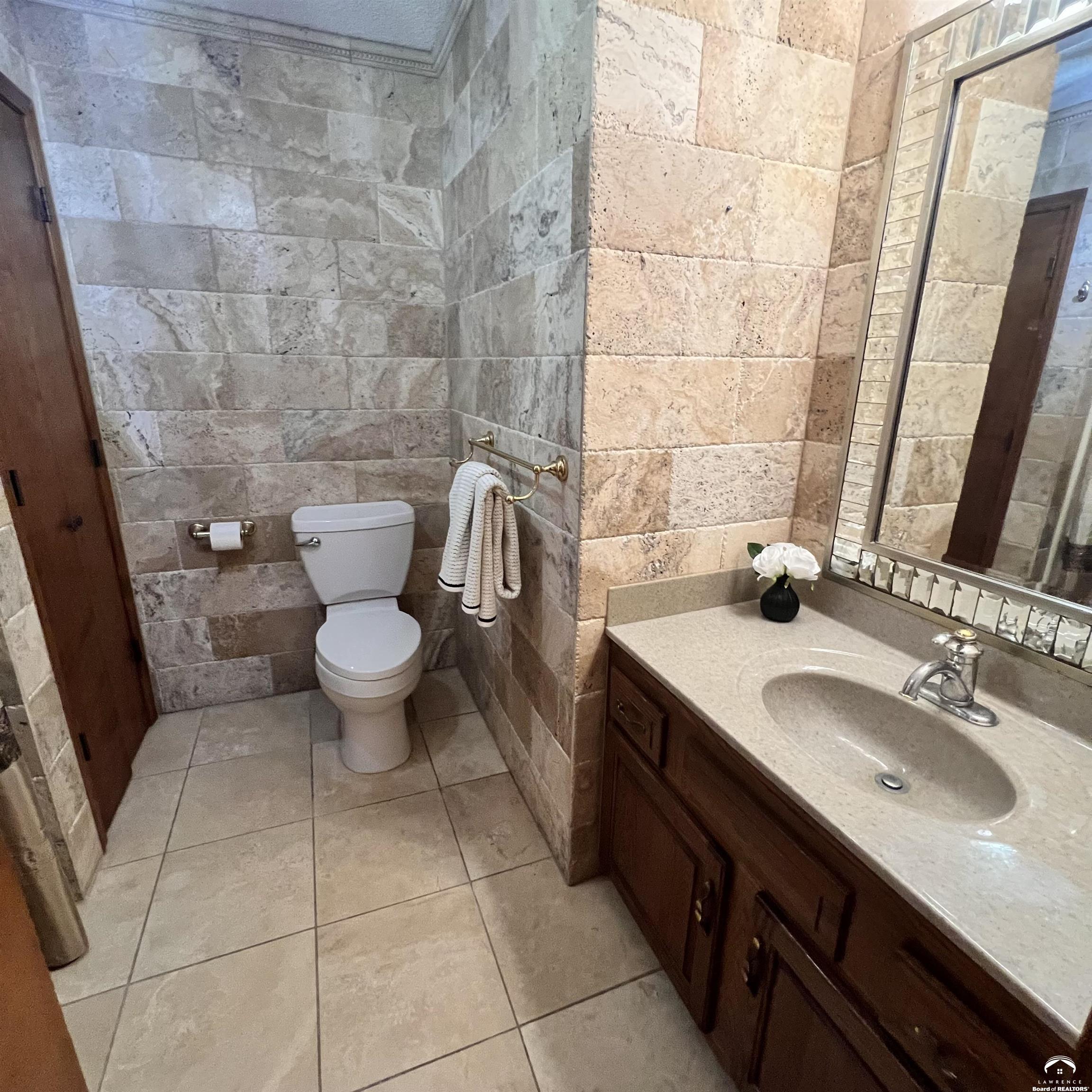 3840 Northeast Kimball Road Topeka, KS 66617 - Photo 29 of 38