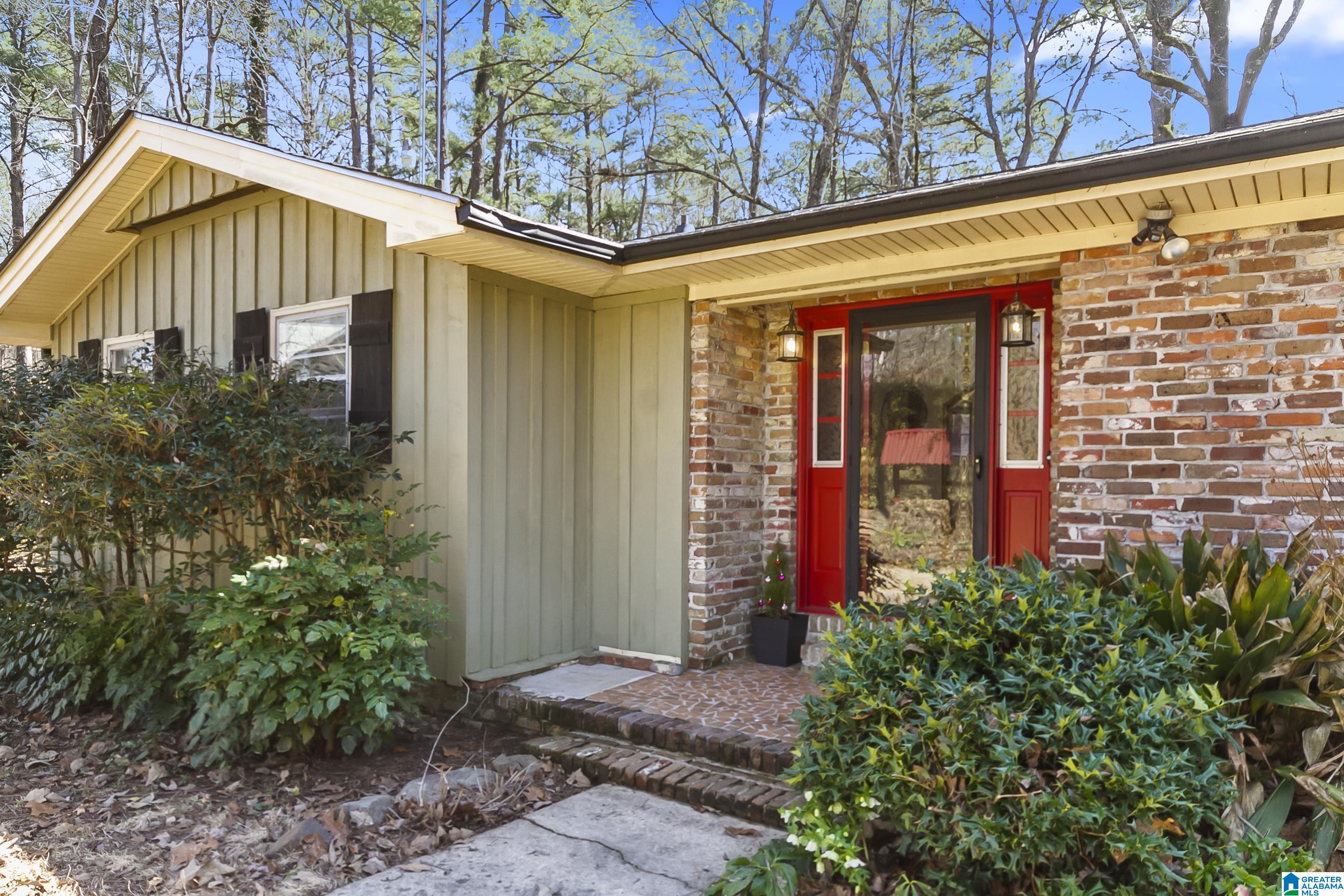 949 Lakeside Drive McCalla, AL 35111 - Photo 4 of 51