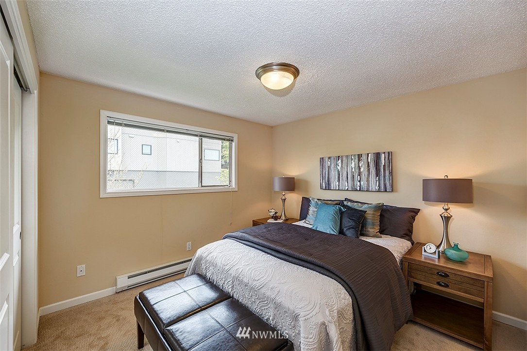 520 Maple Street, Unit 202 Edmonds, WA 98020 - Photo 8 of 19