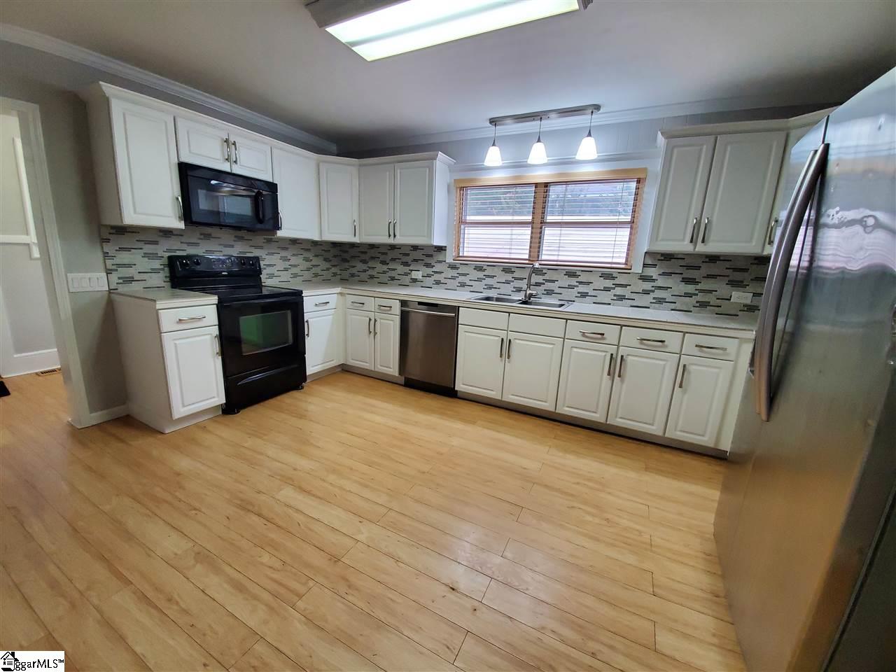 101 Star View Street Easley, SC 29640 - Photo 5 of 17 Gallery Image 5