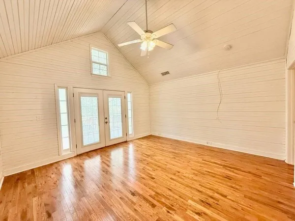 $2,950 | 2076 Azalea Circle, Decatur, GA 30033