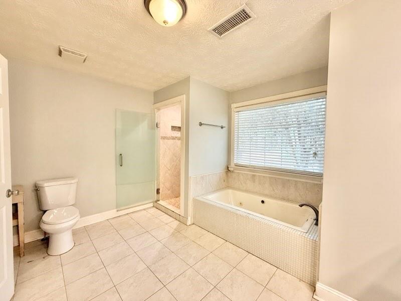 2076 Azalea Circle Decatur, GA 30033 - Photo 26 of 39