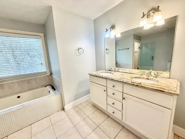 $2,950 | 2076 Azalea Circle, Decatur, GA 30033