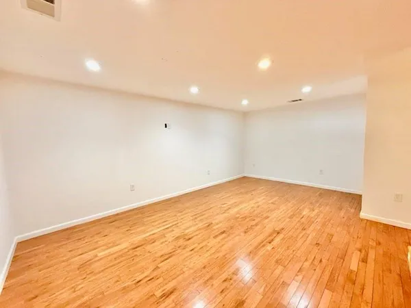 $2,950 | 2076 Azalea Circle, Decatur, GA 30033