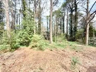 $2,950 | 2076 Azalea Circle, Decatur, GA 30033