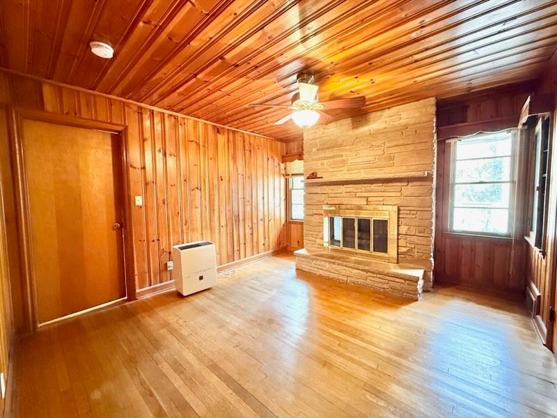 2076 Azalea Circle Decatur, GA 30033 - Photo 10 of 39