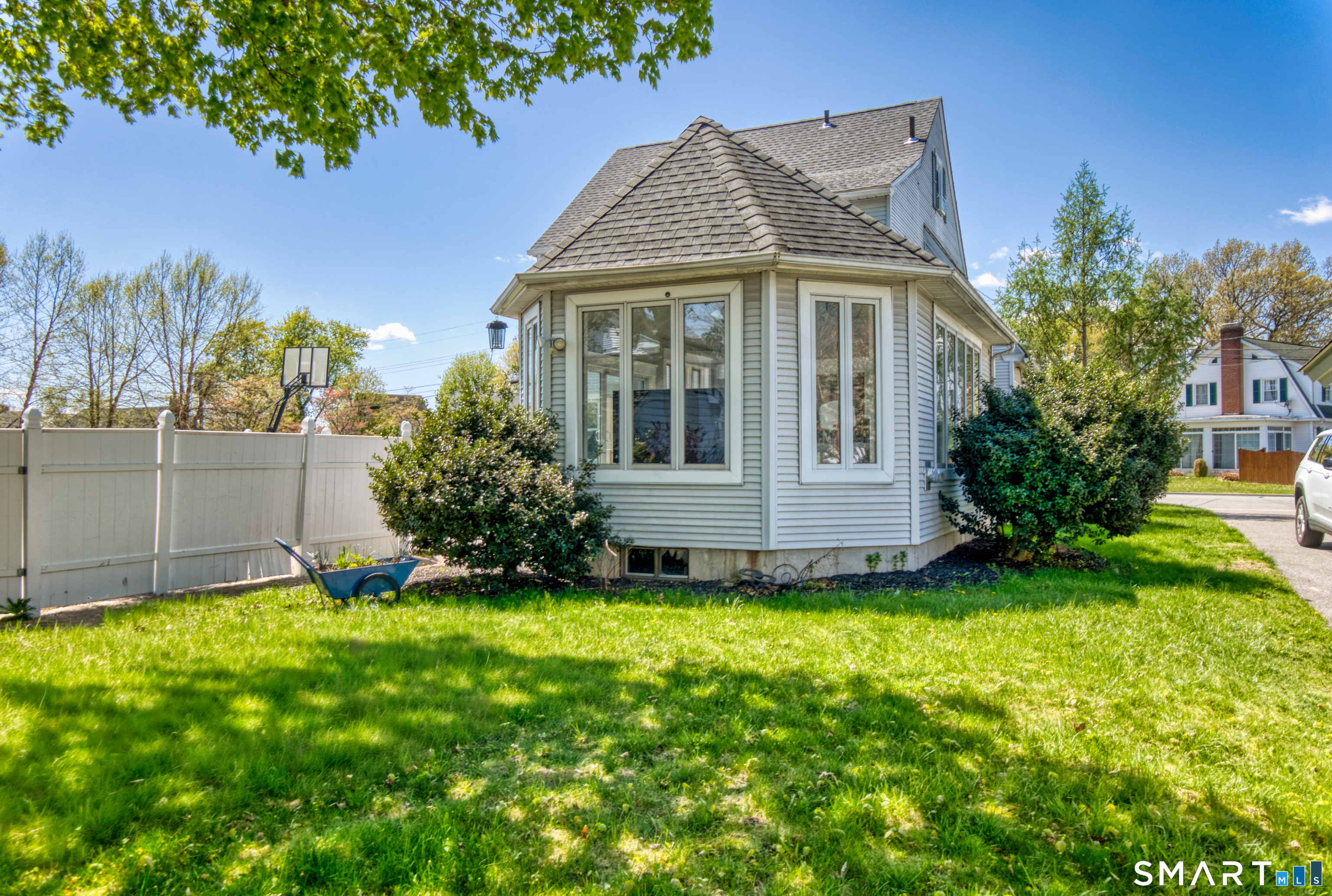 21 Lancaster Road Manchester, CT 06040 - Photo 38 of 39