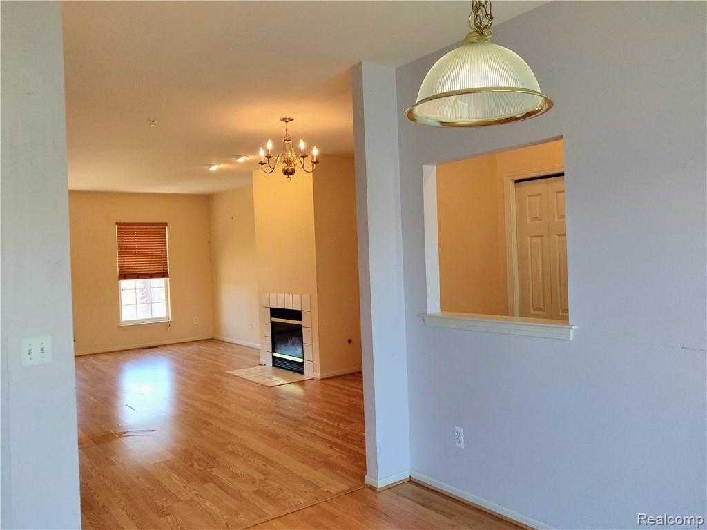 439 Cherry Orchard Road Canton, MI 48188 - Photo 11 of 24