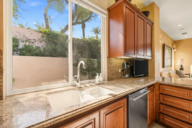 $2,300,000 | 311 Eagle Dance Circle, Palm Desert, CA 92211