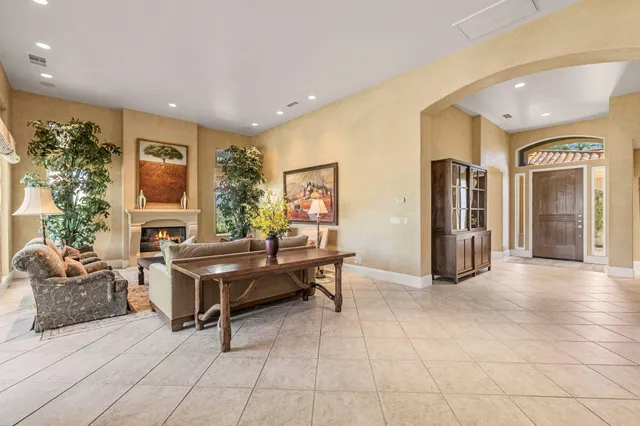 $2,300,000 | 311 Eagle Dance Circle, Palm Desert, CA 92211