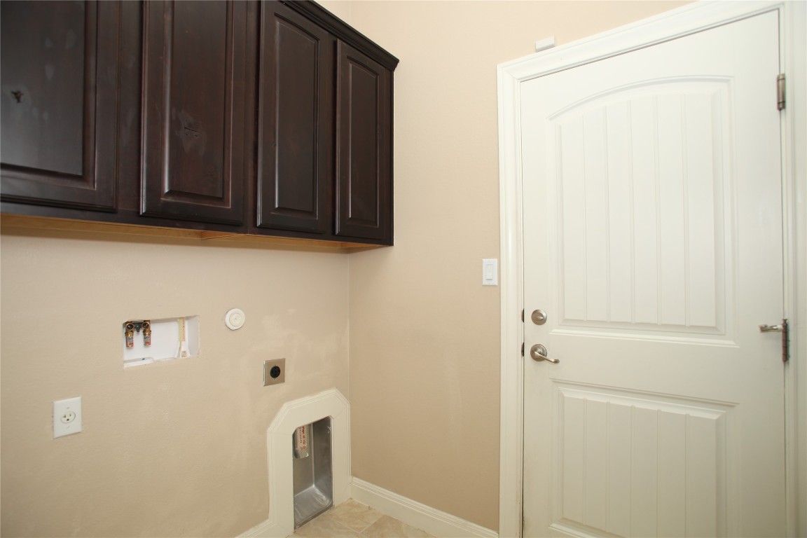 1589 Cool Spring Way Austin, TX 78737 - Photo 33 of 35 a view of a closet and storage