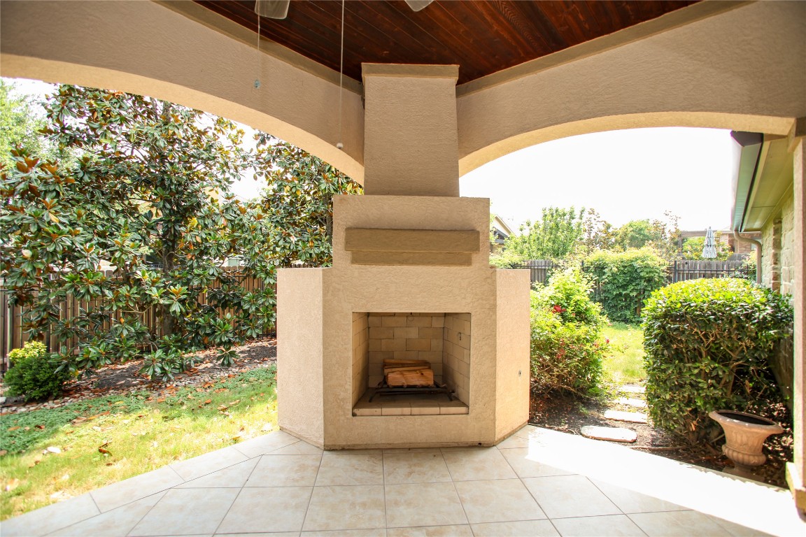 1589 Cool Spring Way Austin, TX 78737 - Photo 35 of 35 a view of entryway with garden