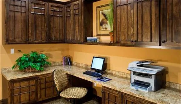 $705 | 500 Cross Creek, Dilley, TX 78017