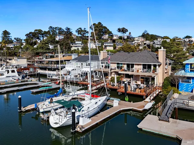 $1,595,000 | 26 Mooring Road, San Rafael, CA 94901