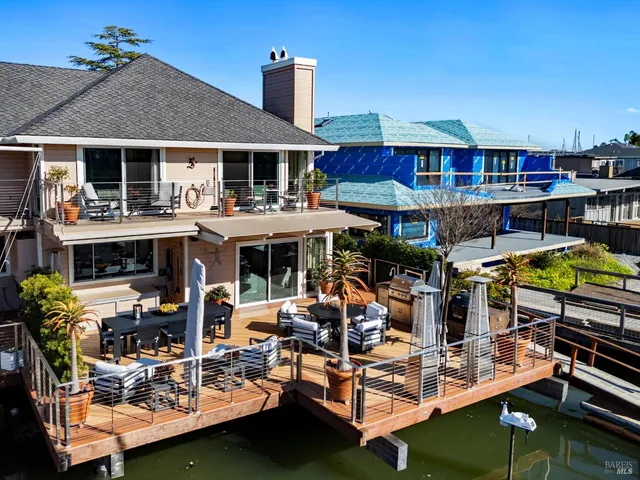 $1,595,000 | 26 Mooring Road, San Rafael, CA 94901