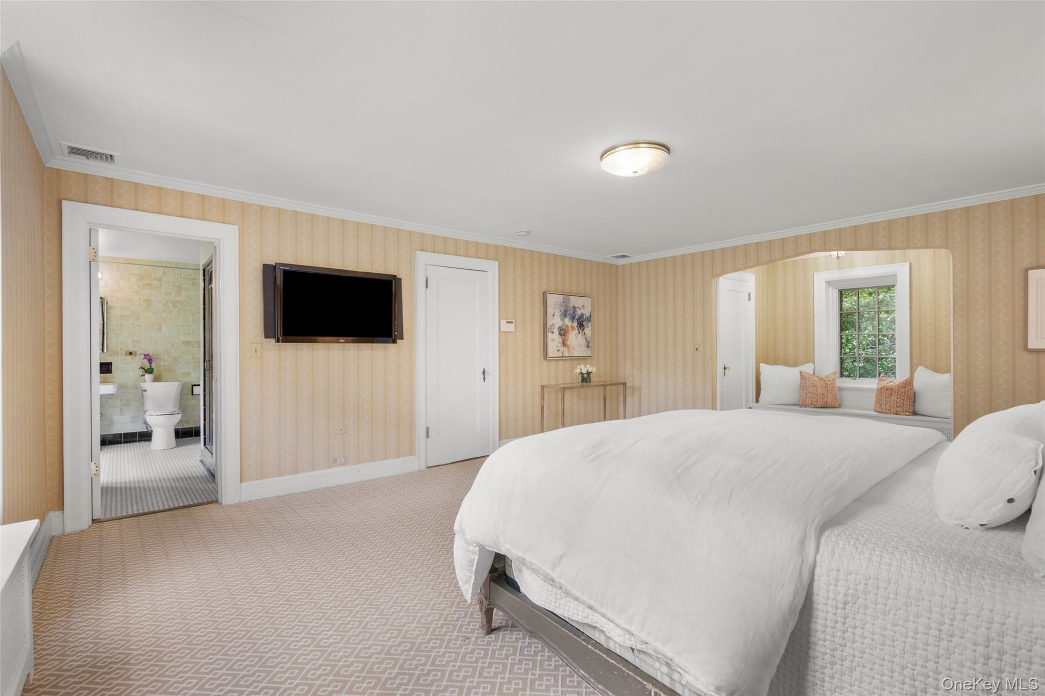 260 Overlook Road New Rochelle, NY 10804 - Photo 28 of 48 Gallery Image 28
