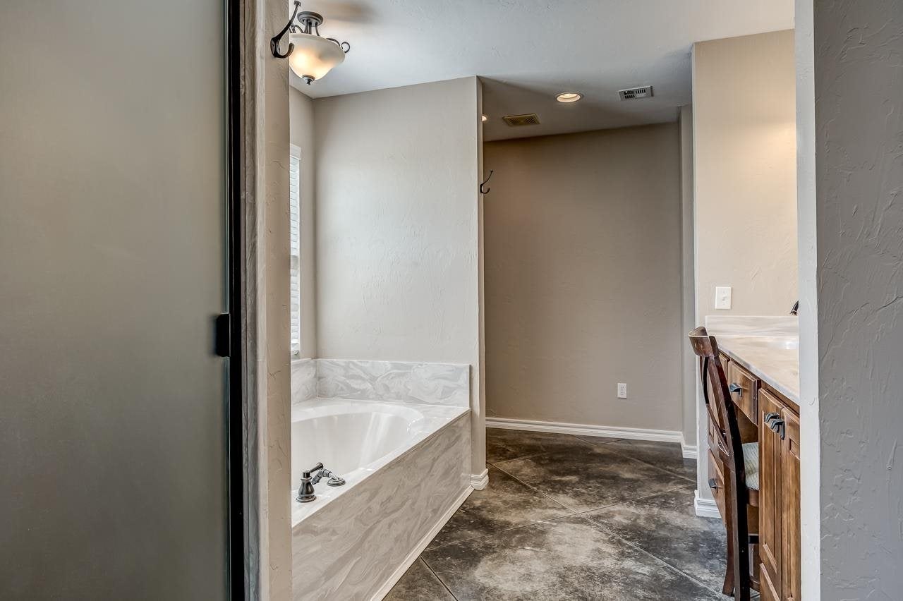5303 North Rose Road Glencoe, OK 74032 - Photo 11 of 49 Gallery Image 11