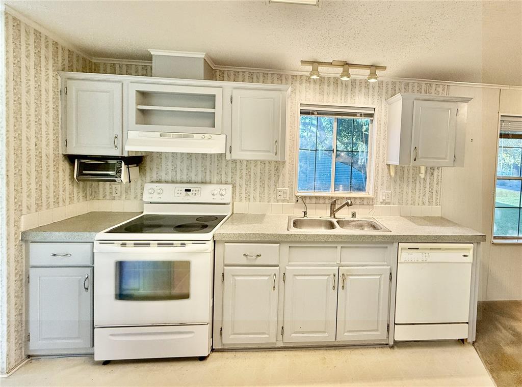 5152 Forest Glenn Drive Spring Hill, FL 34607 - Photo 13 of 24