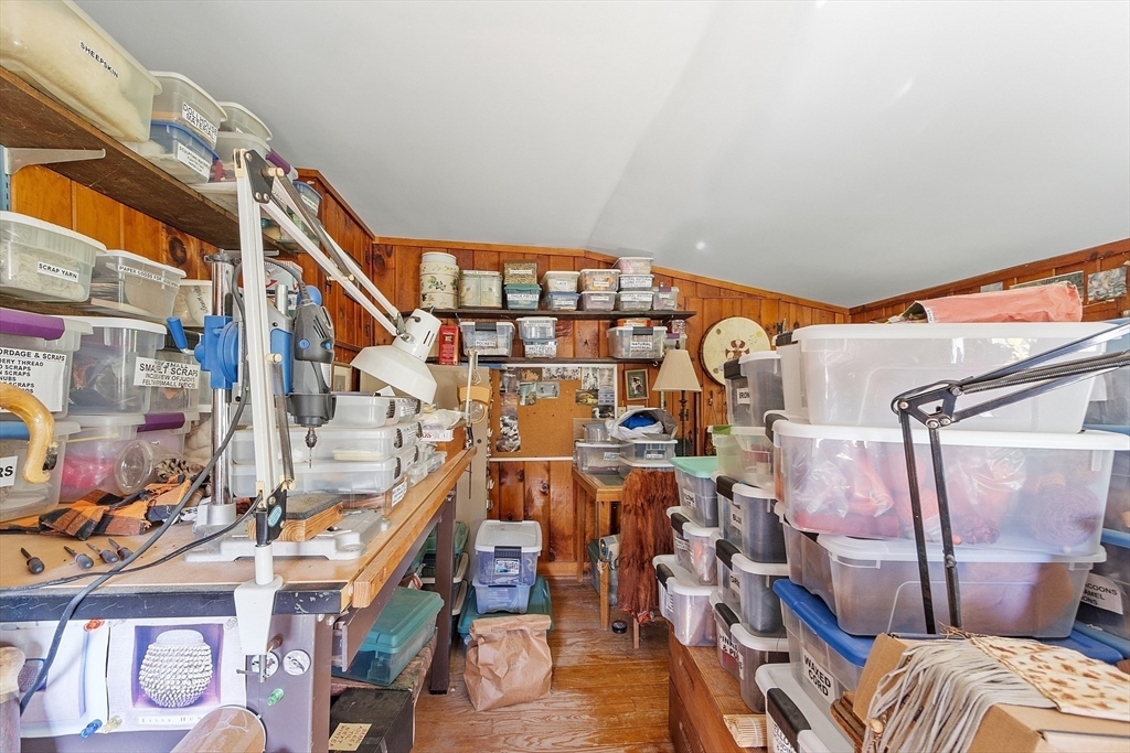 51 Farwell Road Tyngsborough, MA 01879 - Photo 13 of 33