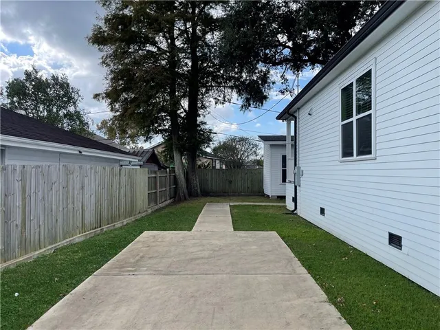 $315,000 | 316 Livingston Avenue, Arabi, LA 70032