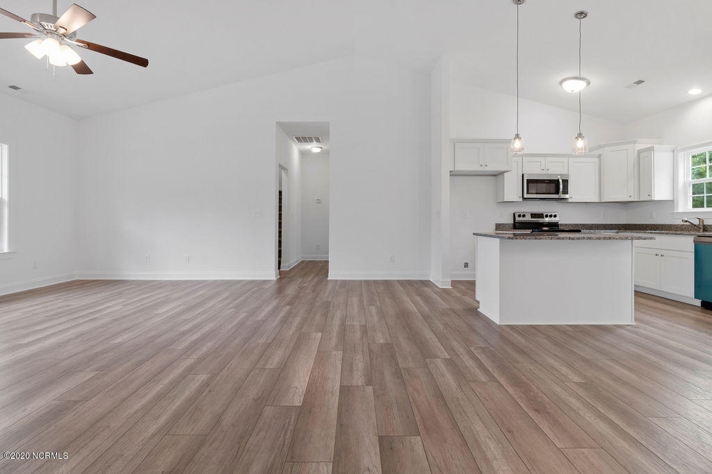 631 Belt Road Hampstead, NC 28443 - Photo 9 of 22 IMG_9203