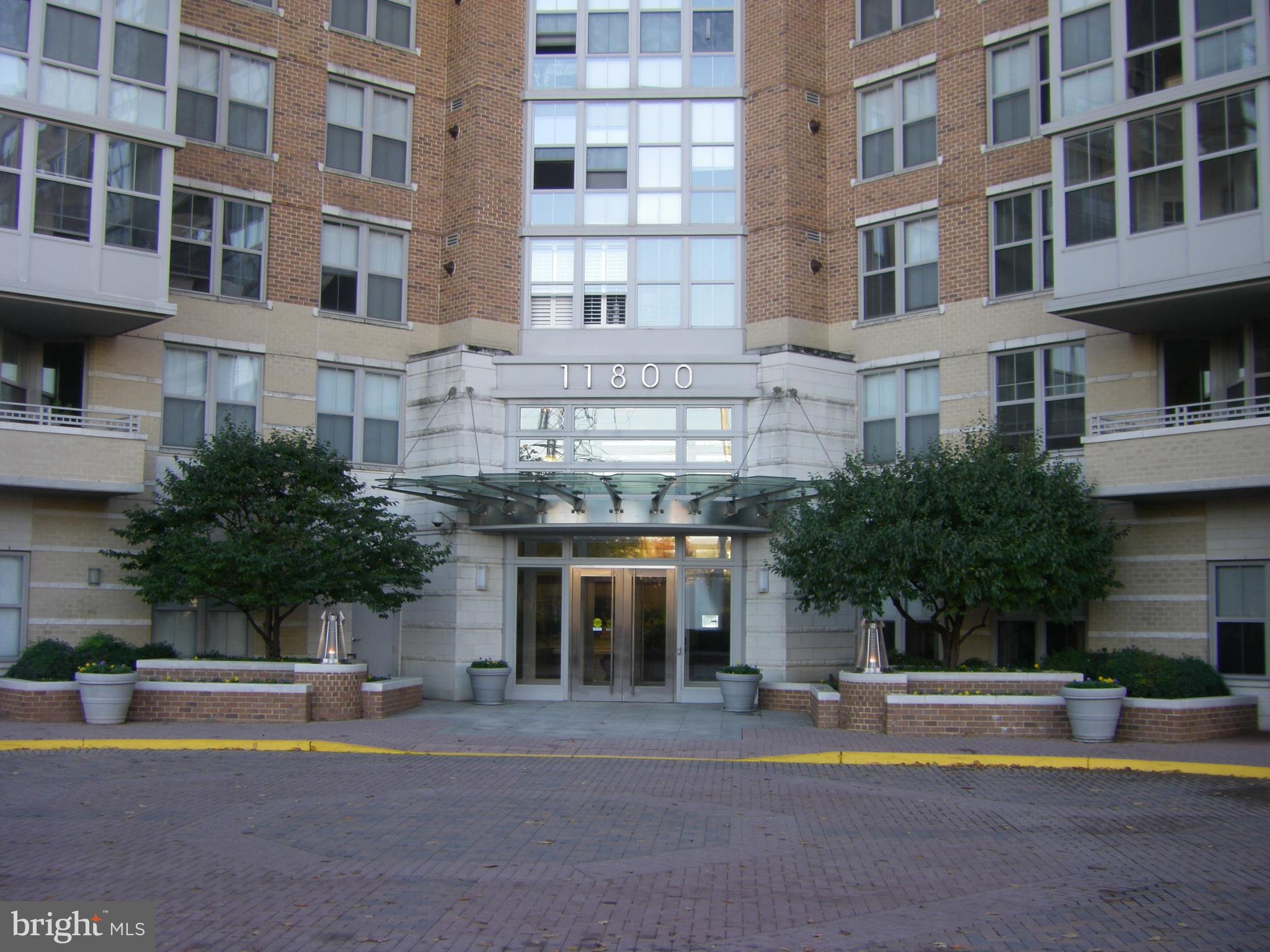 Carlton House in Reston