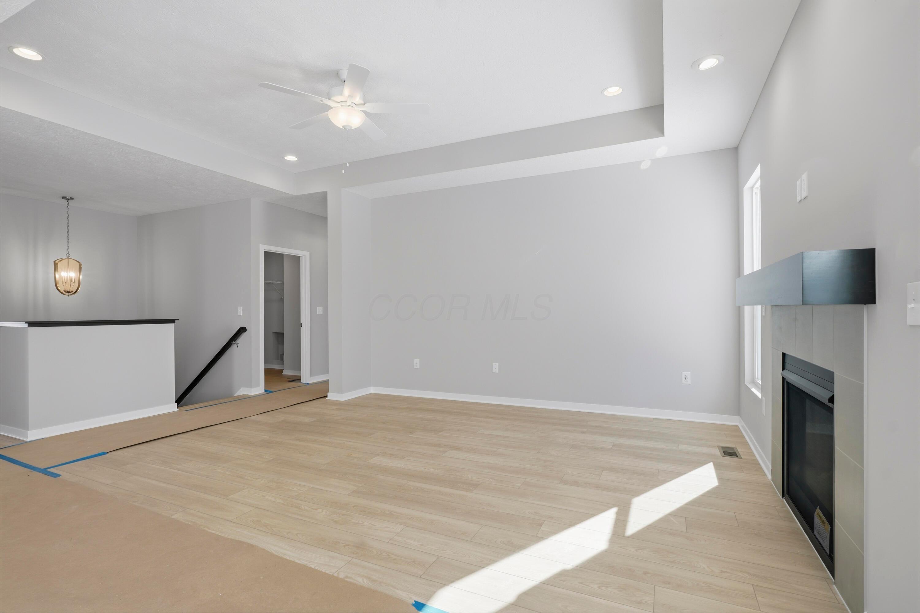 277 Olympic Loop Commercial Point, OH 43116 - Photo 14 of 34 Family Room