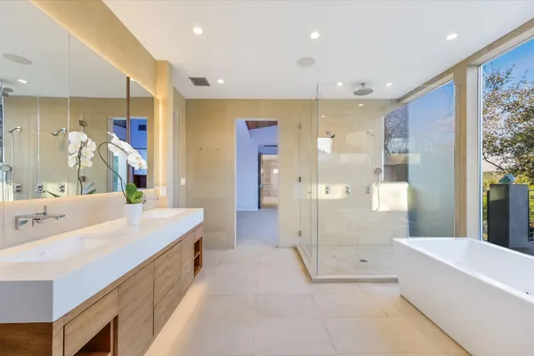 a view of walk in closet