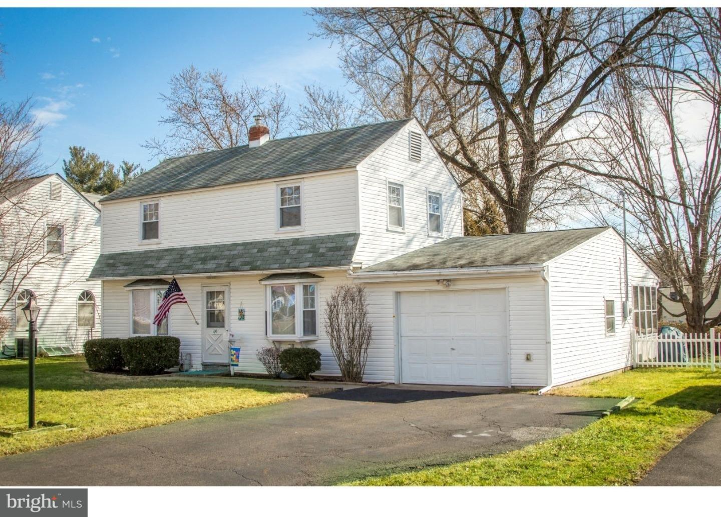 69 Woodlawn Road Warminster, PA 18974 - Photo 1 of 3 Exterior Front