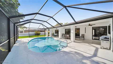 $875,000 | 2851 Southeast 19th Place, Cape Coral, FL 33904