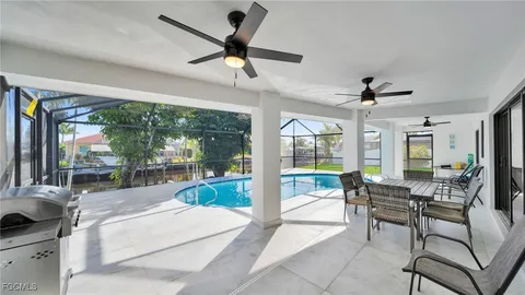 $875,000 | 2851 Southeast 19th Place, Cape Coral, FL 33904