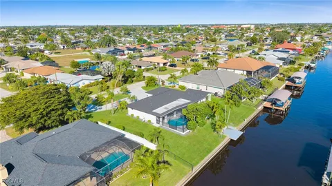 $875,000 | 2851 Southeast 19th Place, Cape Coral, FL 33904