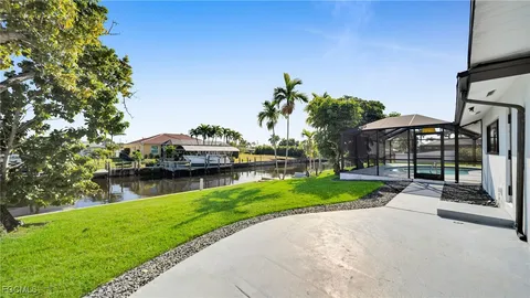 $875,000 | 2851 Southeast 19th Place, Cape Coral, FL 33904
