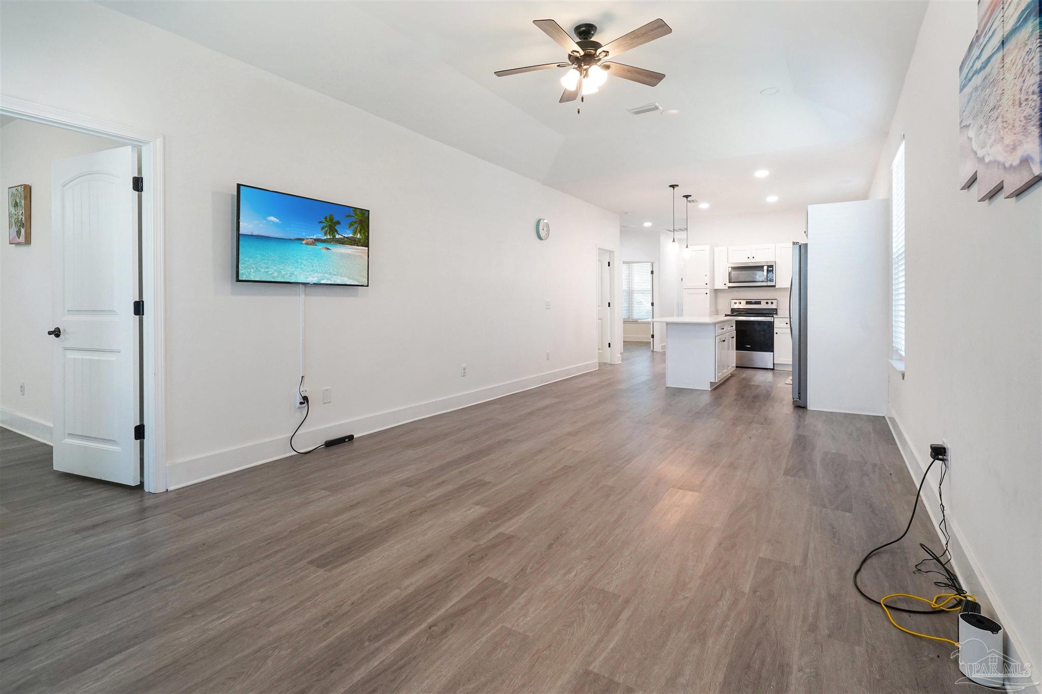 5214 Arrowhead Road Pensacola, FL 32507 - Photo 5 of 18