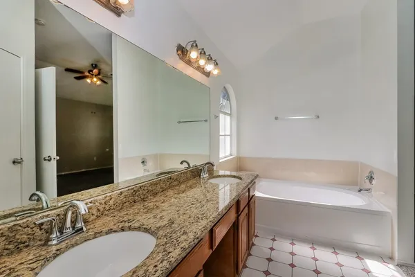 $2,005 | 6018 Fern Hollow Court, Katy, TX 77449