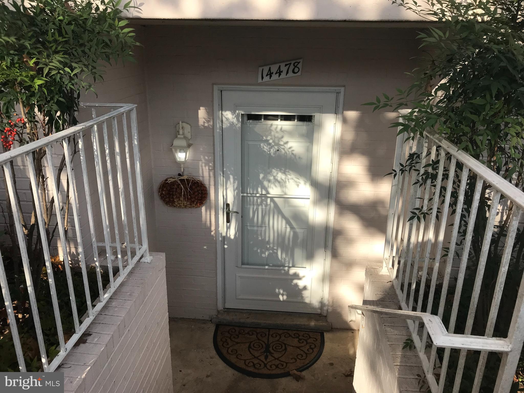 Front View Detail