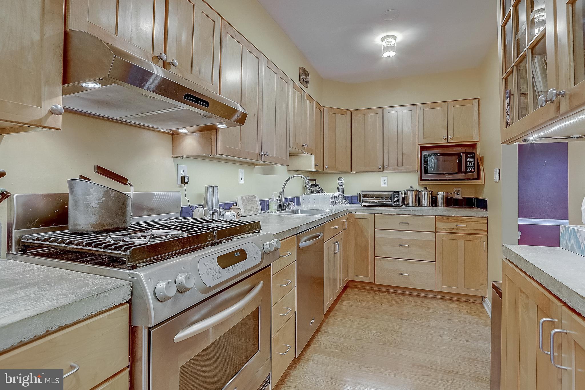 6505 Old Orchard Road Baltimore, MD 21239 - Photo 16 of 54