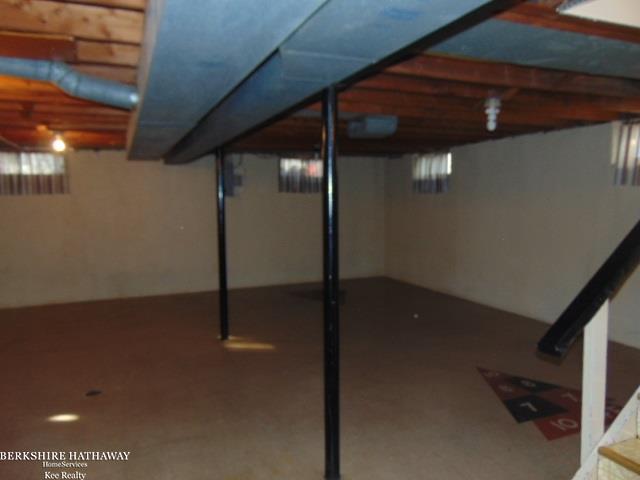 25820 Hayes Road Roseville, MI 48066 - Photo 17 of 20 50028542-16.JPG
