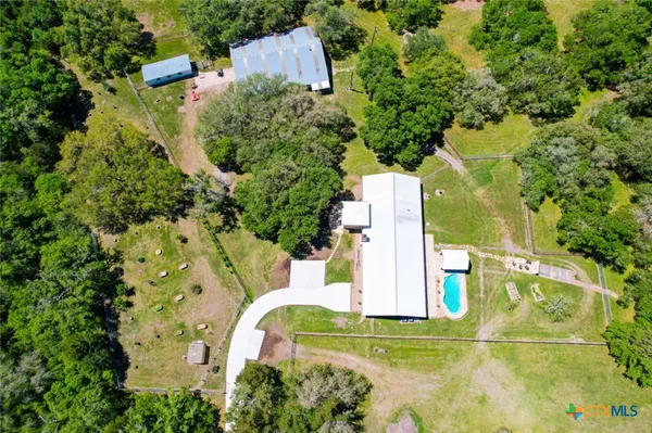 $1,550,000 | 280 Hebron Church Road, Yoakum, TX 77995