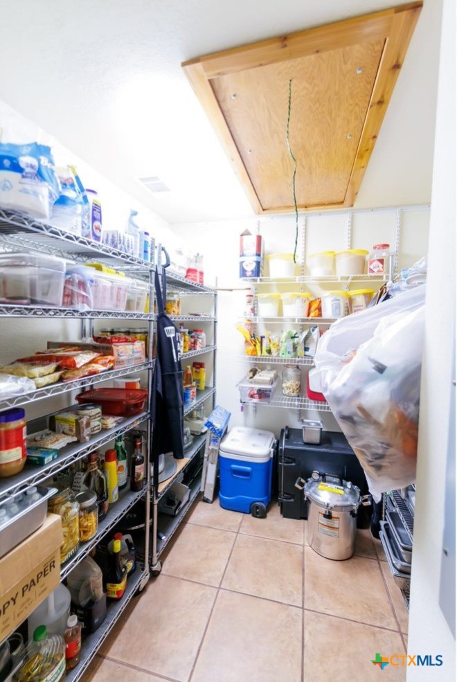 280 Hebron Church Road Yoakum, TX 77995 - Photo 16 of 48