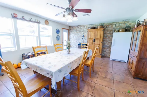 $1,550,000 | 280 Hebron Church Road, Yoakum, TX 77995