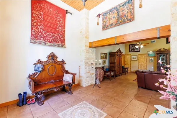 $1,550,000 | 280 Hebron Church Road, Yoakum, TX 77995