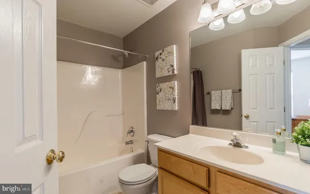 $2,800 | 14299 Newbern Loop, Gainesville, VA 20155