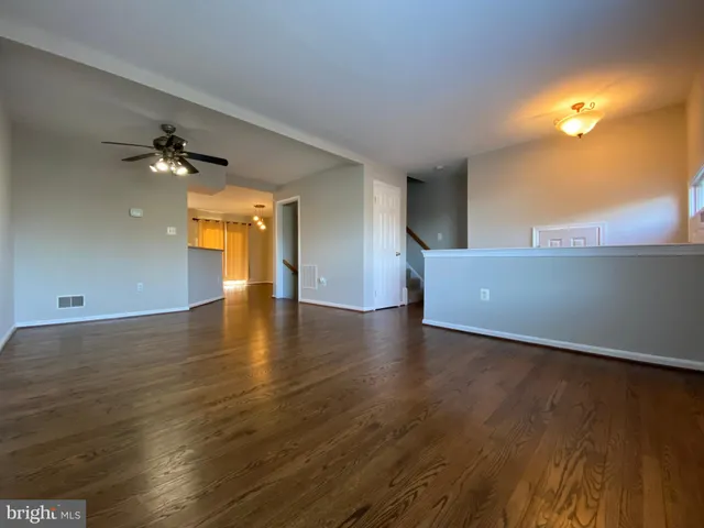 $2,800 | 14299 Newbern Loop, Gainesville, VA 20155