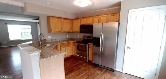 $2,800 | 14299 Newbern Loop, Gainesville, VA 20155